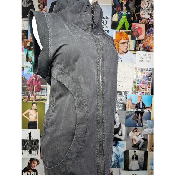 Zozile Vest Jacket - Picture 2 of 6